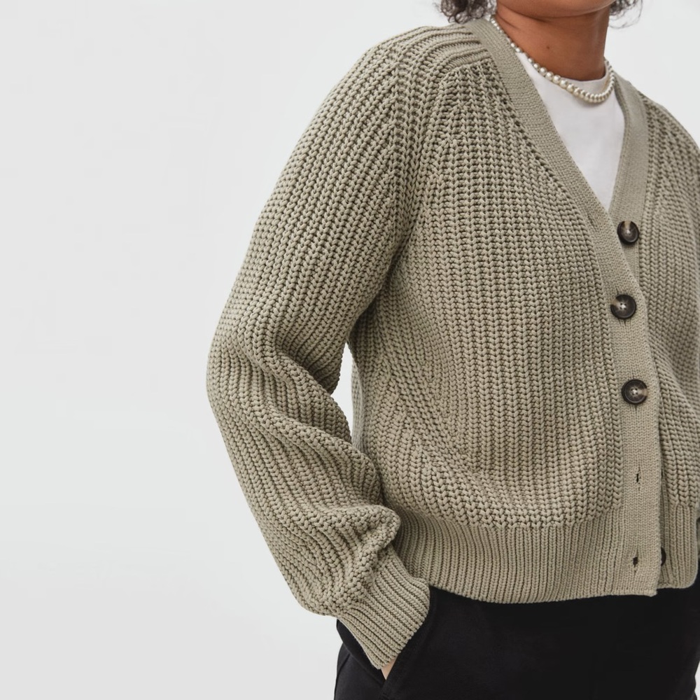 SOLD Everlane Texture Cotton Cardigan in Olive Green